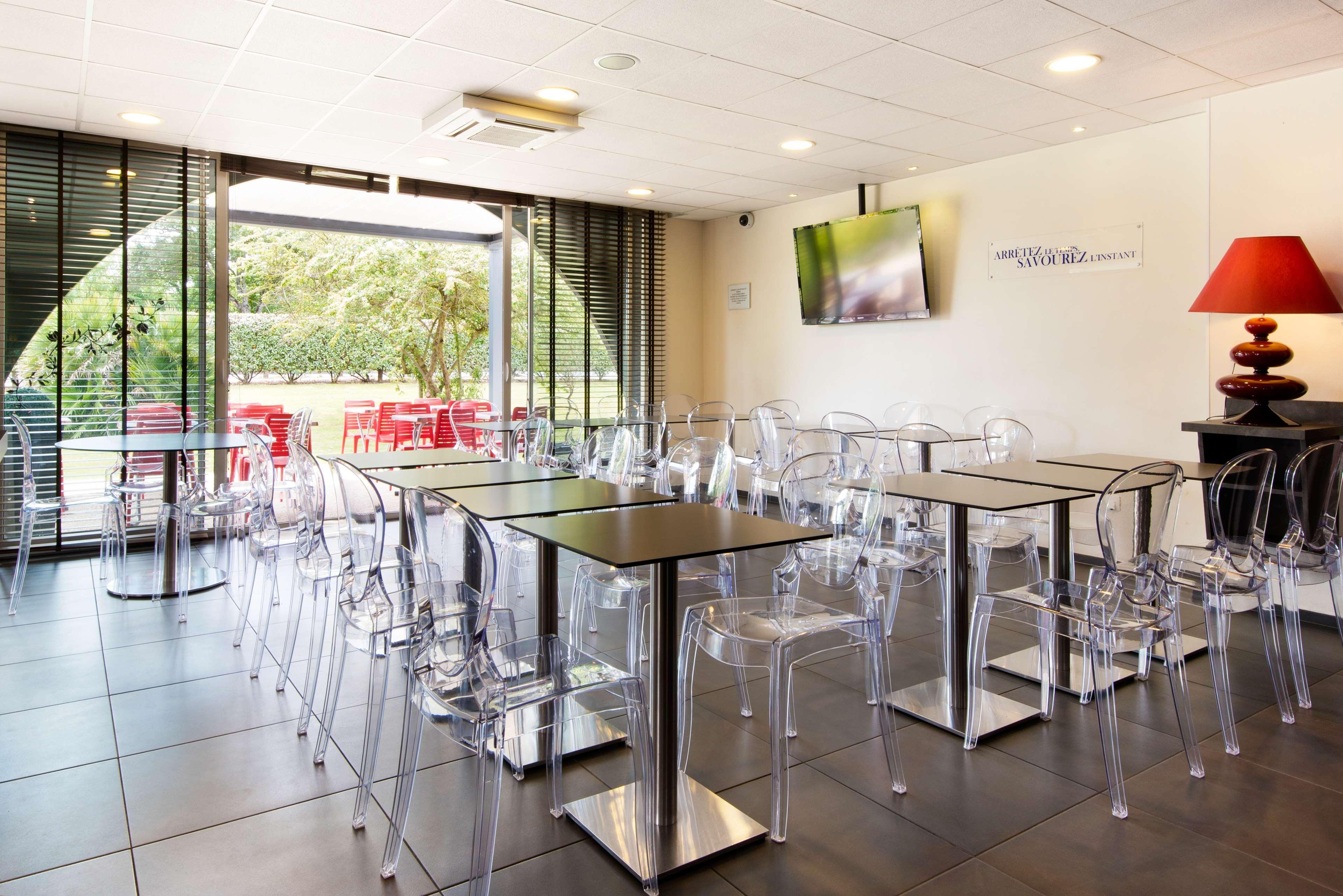 Hotel Kyriad La Rochelle Centre Ville Exterior foto