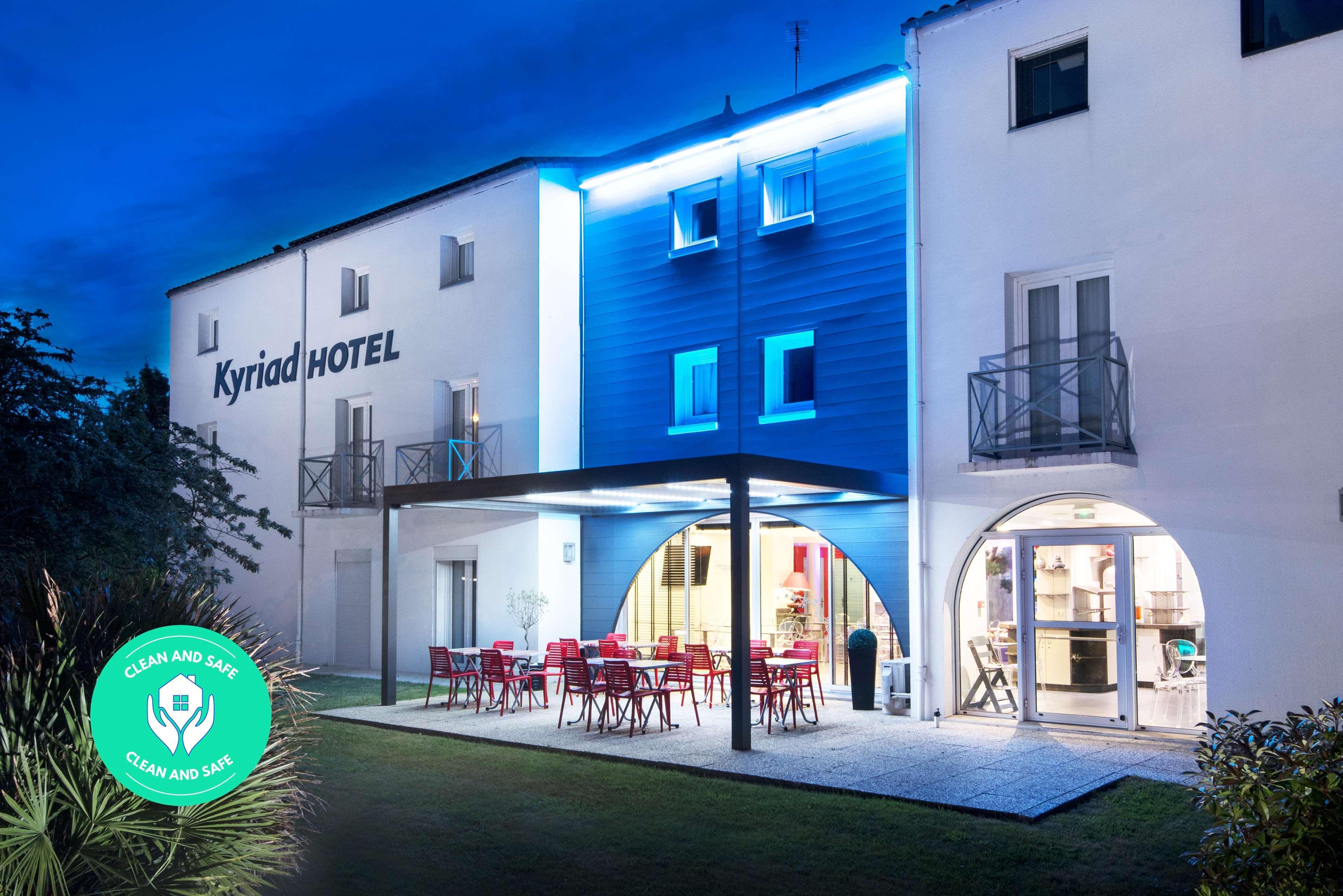 Hotel Kyriad La Rochelle Centre Ville Exterior foto