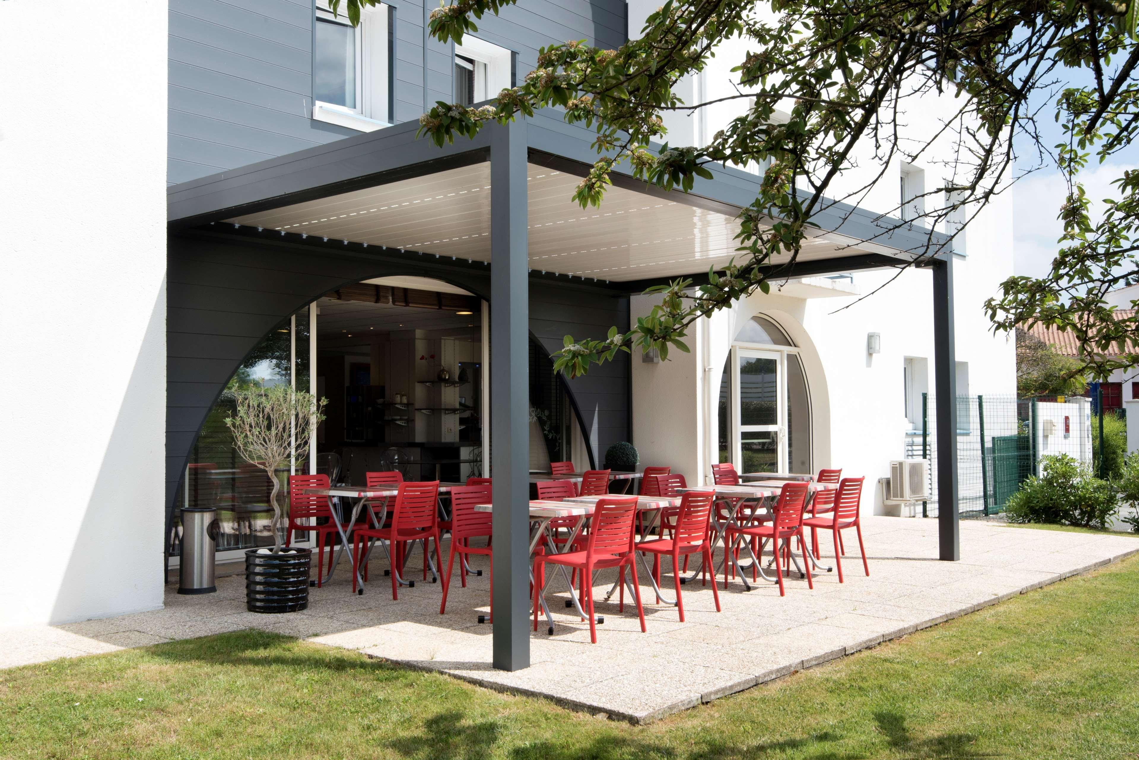 Hotel Kyriad La Rochelle Centre Ville Exterior foto